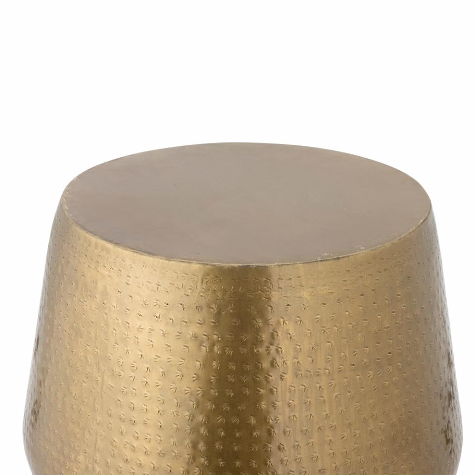 Annabel Couchtisch aus Eisen – modern, wendbar &amp; vielseitig.