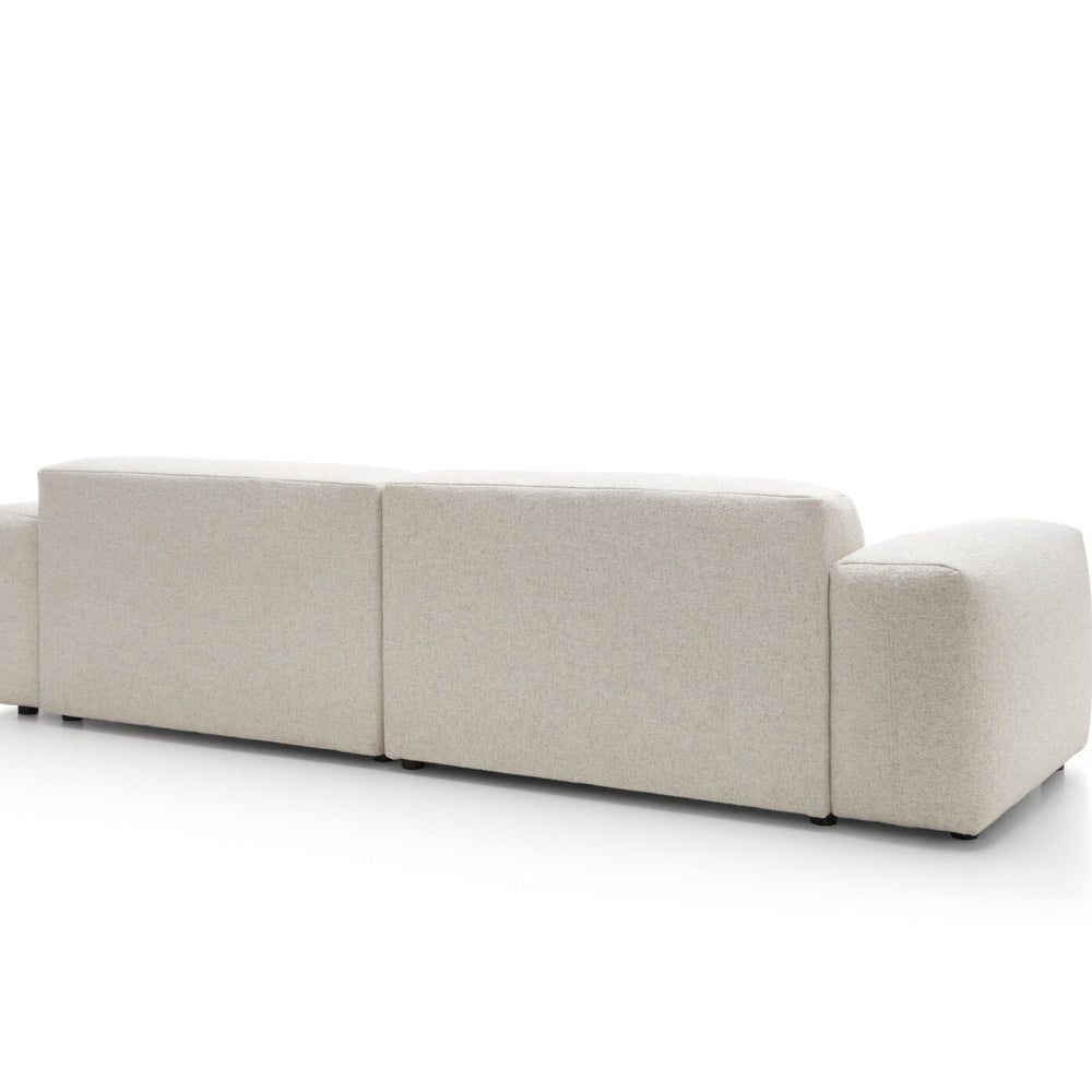 
                  
                    Ecksofas für Hotels & Objekteinrichtung – Komfort mit Stil
                  
                