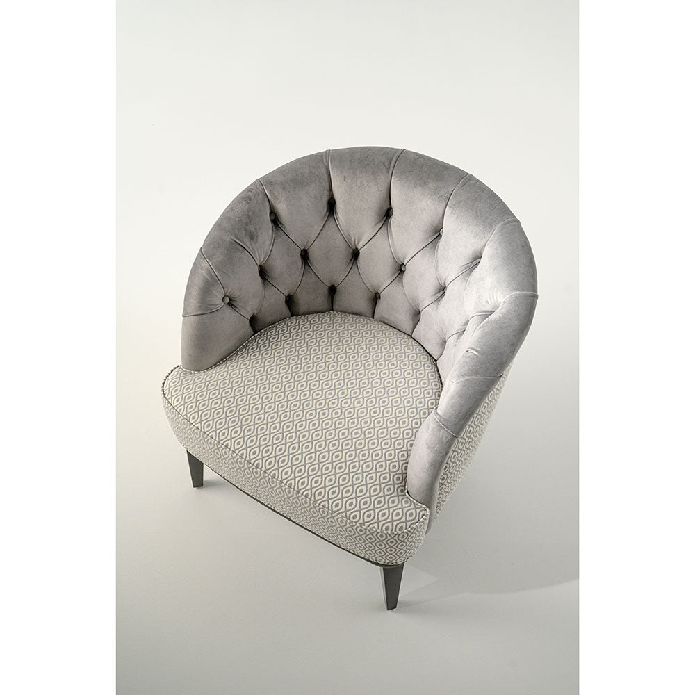 
                  
                    Sessel Elysee
                  
                