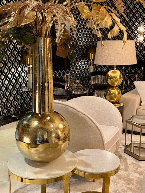 Beige und Gold