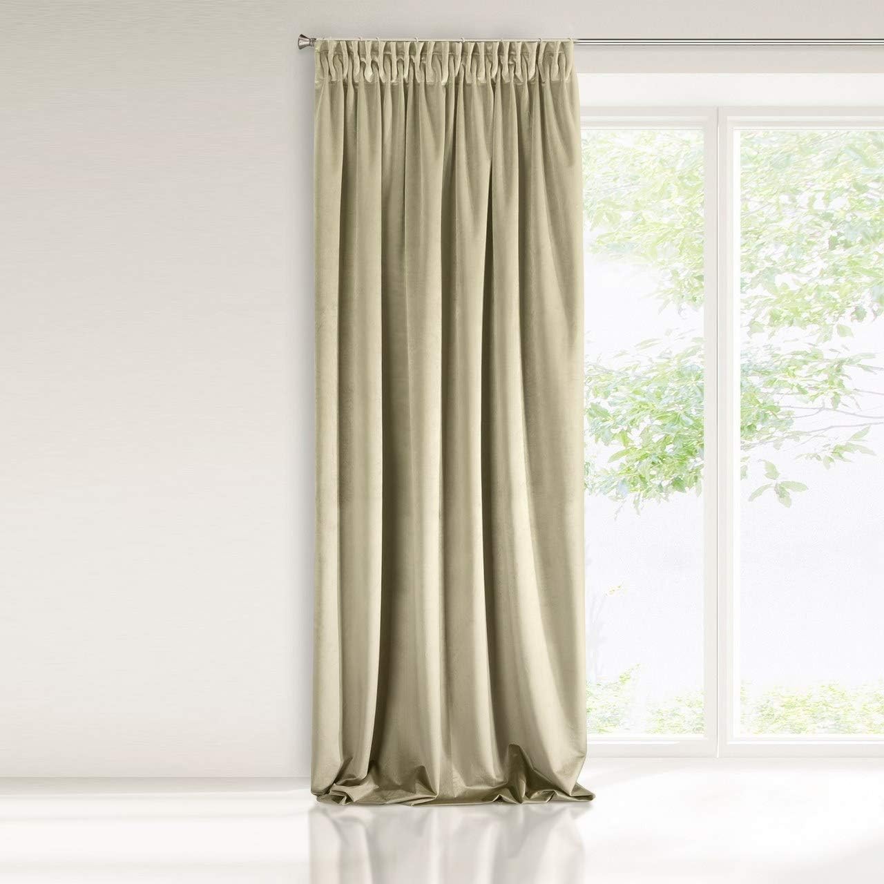 Beige Samtvorhänge - Hotelausstattung